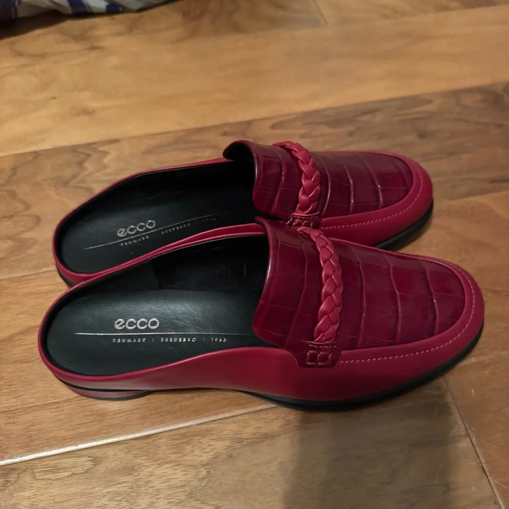 NWT ECCO Sculpted Lx Loafer Mule In Burgundy Sz 39 (8-8,5) - Picture 8 of 13
